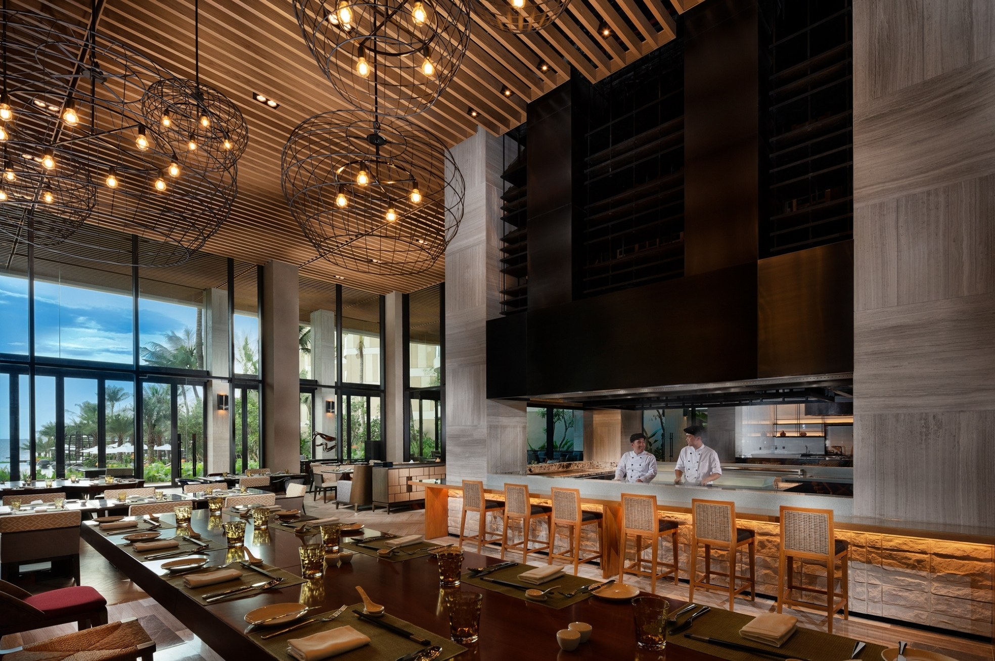 Dinner Bed Breakfast InterContinental Phu Quoc Sora & Umi restaurant